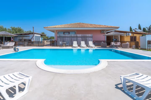 Villa Luana con piscina 3403121691