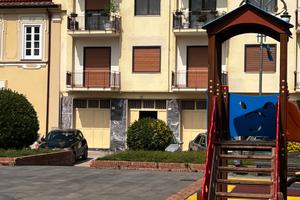 Locale commerciale 185 mq in centro