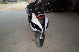 Aprilia sr factory 50 2007