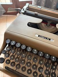 Olivetti lettera 22