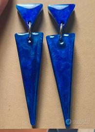 Orecchini geometrici in resina