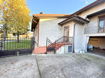 PORZIONE DI TRIFAMILIARE A GONZAGA