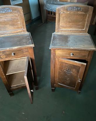 Set comodini antichi