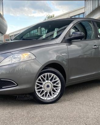 LANCIA Ypsilon 1.2 69 CV 5P. GPL Ecochic Gold