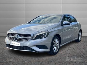 MERCEDES-BENZ Classe A - W176 - A 180 Sport E6