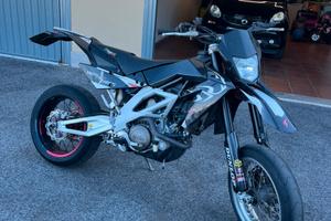 Aprilia sxv 550