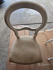 Coppia di sedie classiche in legno bianco 