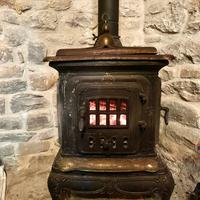 Stufa a legna in ghisa