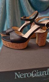 Sandali 38 NeroGiardini (come nuovo)