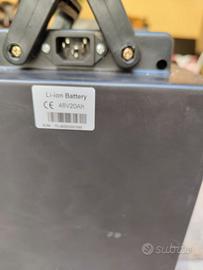 Batteria. Per Sky 2 scooter bicicletta senza targa