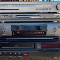 2 VHS + 1 DVD + 1 Amplificatore 