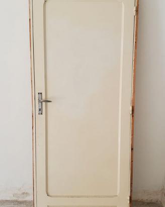 Porta in legno massello beige 80x204 con telaio