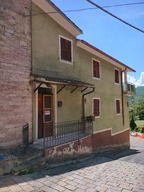Casa indipendente su due piani di circa 160 mq