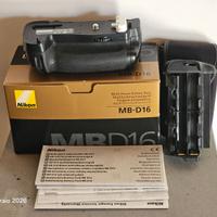 Nikon MB-D16 (battery grip per Nikon D750)