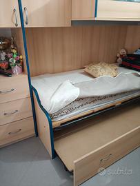 cameretta in buone condizioni 