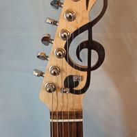 Chitarra di liuteria tipo Telecaster con PU Fender