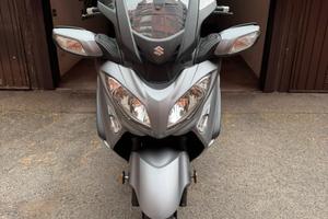 Suzuki Burgman 650