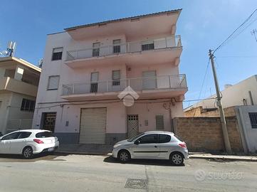 4 LOCALI A MAZARA DEL VALLO