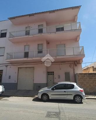4 LOCALI A MAZARA DEL VALLO