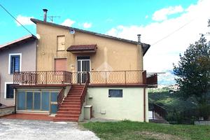 CASA DI CORTE A PALIANO