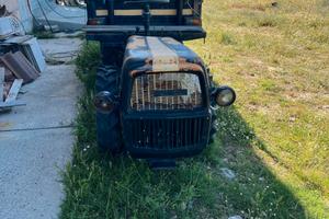 Trattore agricolo cargo