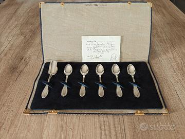 Set 6 + 1 cucchiaini in argento 800 certificati