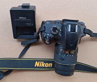 Nikon D3200 Reflex 24,2 Mp meno di 6800 scatti
