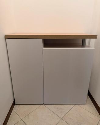 Credenza con ante