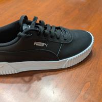 sneaker Puma Carina L da donna.