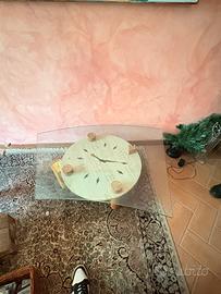 Tavolino con OROLOGIO funzionante in vetro