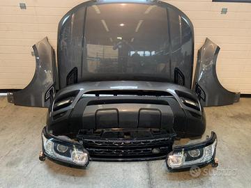 Musata Range Rover Sport anno 2015 fari xeno