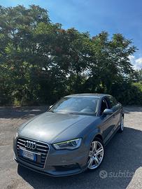 Audi A3 Sedan 2.0 TDI quattro Attraction