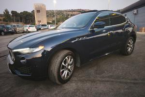 Maserati Levante 3.0d Q4 Tetto No Super Bollo