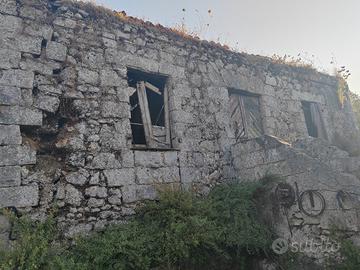 Monti Binchinu: terreno con ruderi