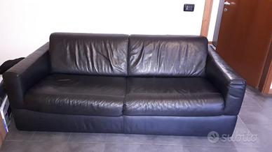 divano letto vera pelle colore nero