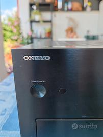 Amplificatore Onkyo 