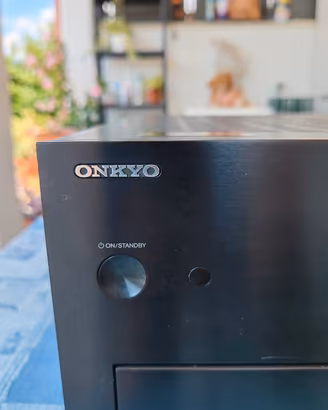 Amplificatore Onkyo 
