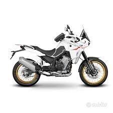 Kove 800X GT 2026 pronta consegna con tris di vali