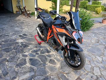 Ktm superduke 1290 gt