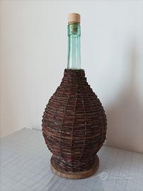 Fiasco rivestito in vimini vintage 