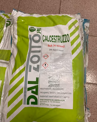 16 sacchi calcestruzzo pronto 25kg nuovo