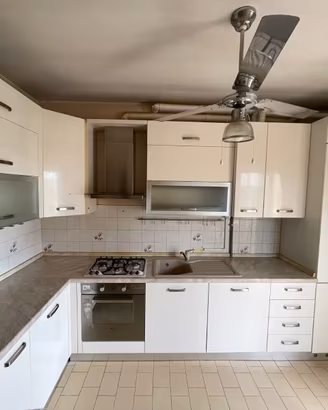 Mobili cucina, salotto, camera da letto, cameretta