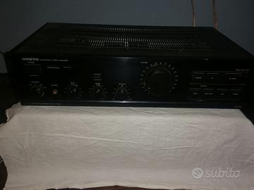 amplificatore Onkyo A-8130
