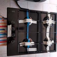 piano cottura 4 fuochi