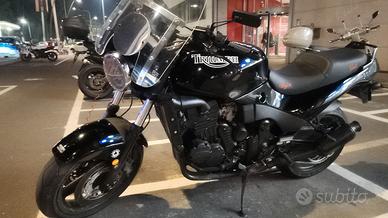 Triumph speed triple 900 t 301