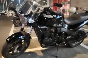 Triumph speed triple 900 t 301