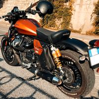 Moto Guzzi V9 Bobber Sport