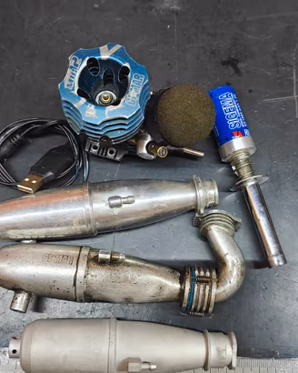 lotto modellismo RC 1:10  nitro