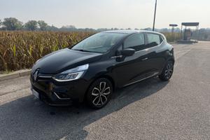 Renault Clio TCe 12V 75 CV 5 porte Moschino Life
