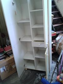 Portalucidadrice con mensole